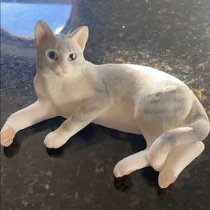 2003 SHERRATT & SIMPSON GREY TABBY 89310